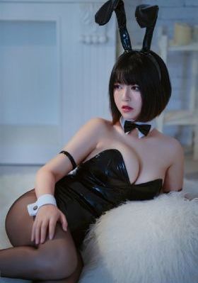 在教室里被学长揉到高潮小说视频_720完整视频观看